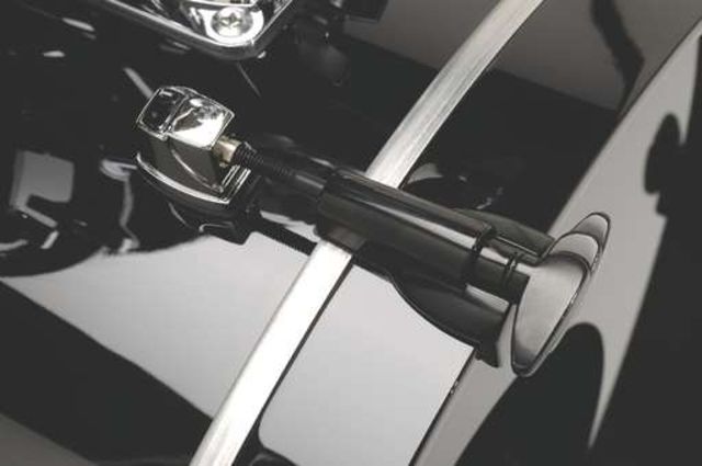 Chrome lugs.